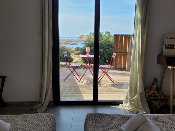 La Bergerie : photo 7 de la chambre chambre lits jumeaux supérieure - vue sur rue et mer