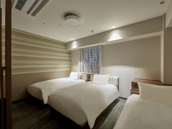 Hearton Hotel Shinsaibashi Nagahoridouri : photo 1 de la chambre chambre triple - non-fumeurs