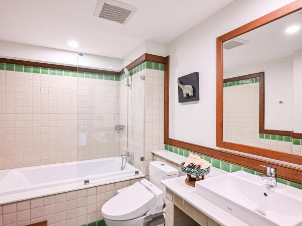 Villa Sanpakoi : photo 6 de la chambre chambre lit king-size supérieure