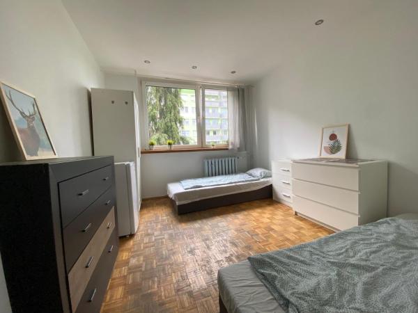 Hostello Airport Strzegomska - w pełni wyposażone pokoje : photo 8 de la chambre chambre double