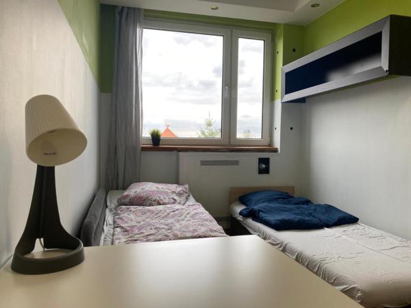 Hostello Airport Strzegomska - w pełni wyposażone pokoje : photo 7 de la chambre chambre double