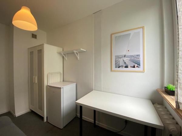 Hostello Airport Strzegomska - w pełni wyposażone pokoje : photo 1 de la chambre chambre double