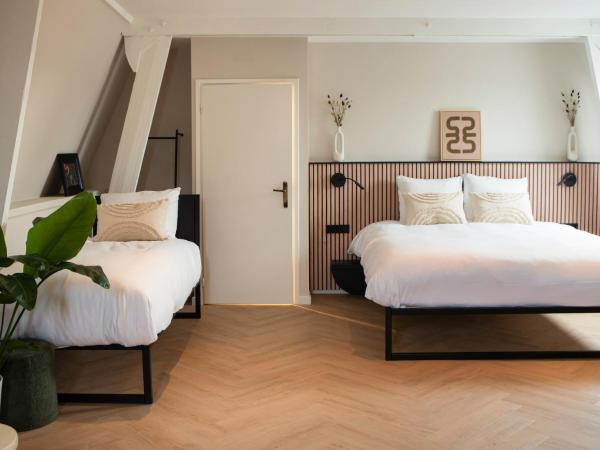 Stadsherberg de Poshoorn : photo 7 de la chambre chambre familiale deluxe