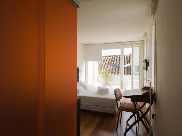Hotel Viento10 : photo 3 de la chambre chambre double avec terrasse
