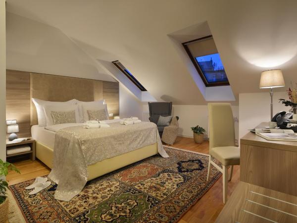 Prague Old Town Residence : photo 3 de la chambre chambre double supérieure