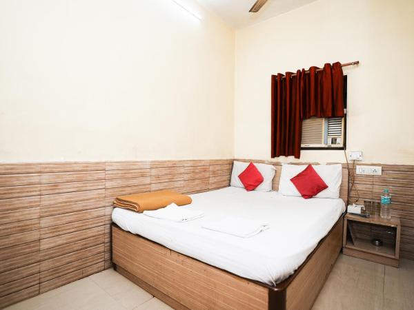 Hotel Sai Parikrama : photo 1 de la chambre chambre double standard