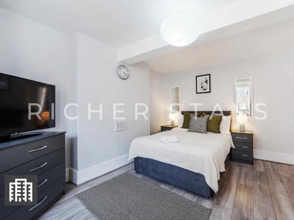 Hackney Guest Rooms : photo 5 de la chambre grande chambre double 