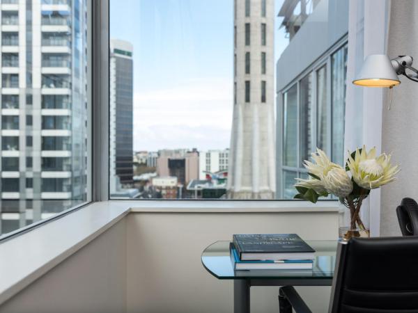 Rydges Auckland : photo 2 de la chambre chambre lit king-size deluxe - vue sur ville