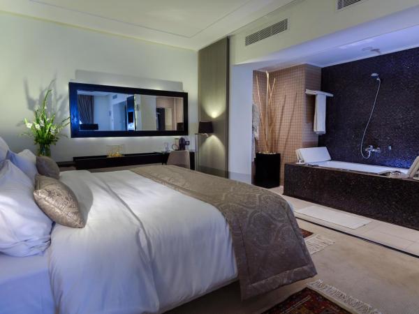 Business Hotel : photo 2 de la chambre suite deluxe avec baignoire spa