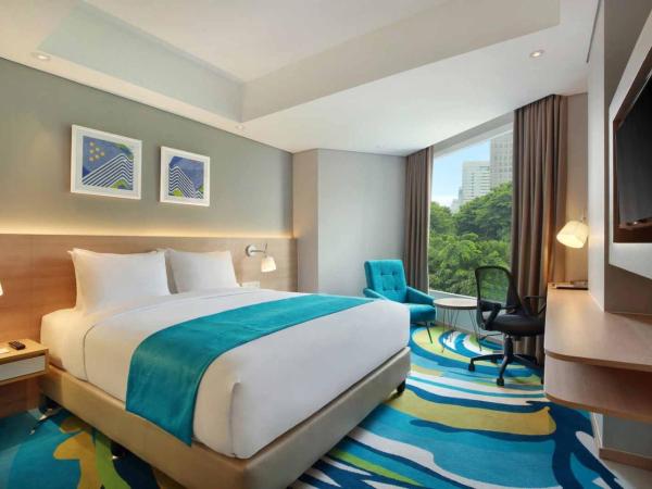 Holiday Inn Express Jakarta Wahid Hasyim, an IHG Hotel : photo 2 de la chambre chambre lit queen-size standard - vue sur ville