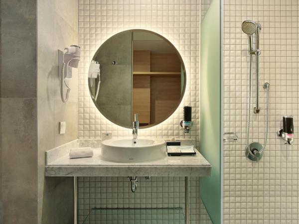 Holiday Inn Express Jakarta Wahid Hasyim, an IHG Hotel : photo 5 de la chambre chambre lits jumeaux standard