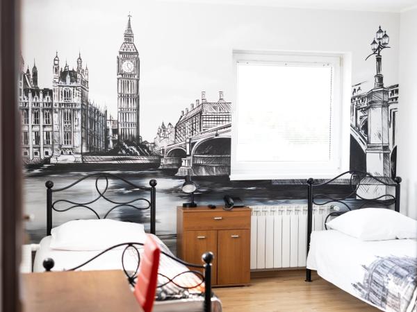 Leo Hostel : photo 1 de la chambre chambre lits jumeaux