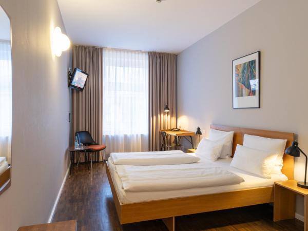 Hotel Johann : photo 4 de la chambre chambre double standard