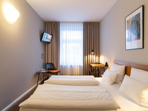 Hotel Johann : photo 3 de la chambre chambre double standard