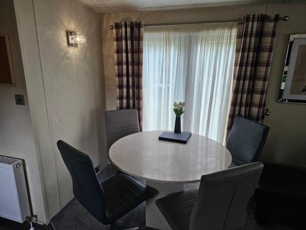 Tudor Lodge Hotel : photo 6 de la chambre maison de vacances