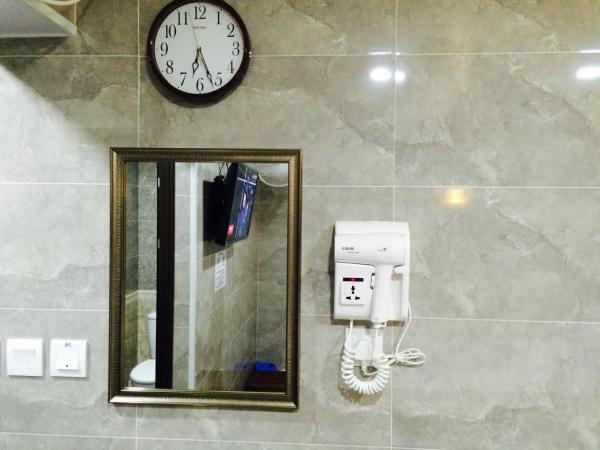 Modern : photo 9 de la chambre chambre double