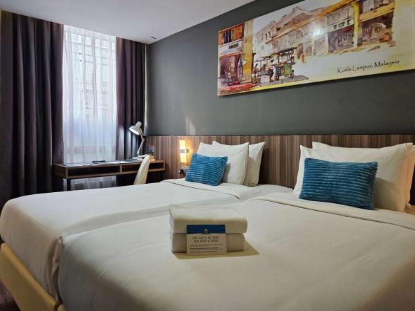 Days Hotel & Suites by Wyndham Fraser Business Park KL : photo 1 de la chambre chambre lits jumeaux supérieure - non-fumeurs