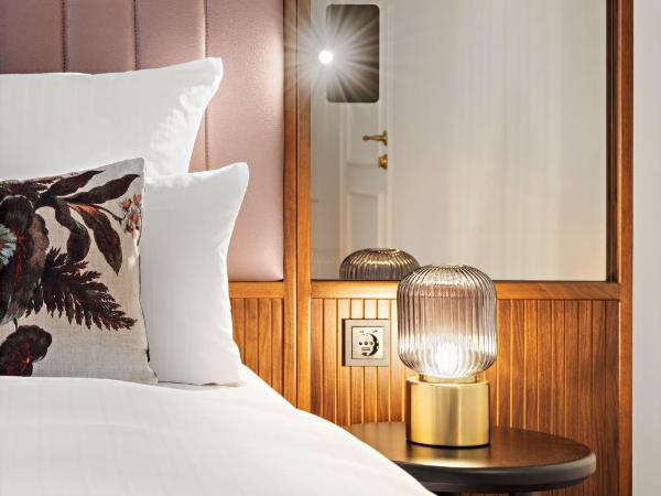 Hotel Bristol Berlin : photo 5 de la chambre suite familiale