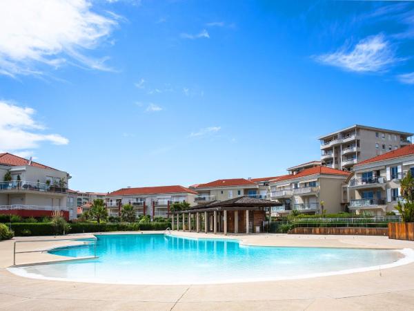 Juan Flore II AP4408 By Riviera Holiday Homes : photo 2 de la chambre appartement