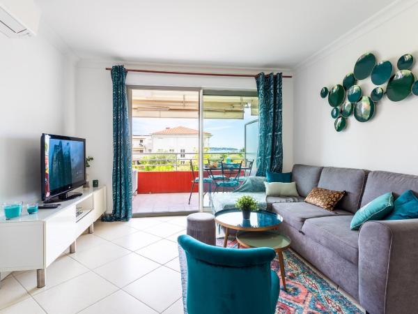 Juan Flore II AP4408 By Riviera Holiday Homes : photo 6 de la chambre appartement