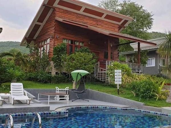 Takaidao Vintage Home : photo 1 de la chambre chambre triple - vue sur la piscine