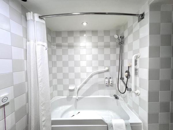 Holiday Inn Edinburgh Zoo, an IHG Hotel : photo 2 de la chambre chambre double standard - accessible aux personnes à mobilité réduite