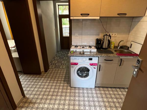 Konukzade OldTown Apart : photo 5 de la chambre appartement avec balcon