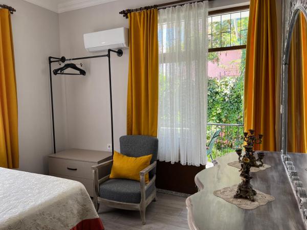 Konukzade OldTown Apart : photo 7 de la chambre appartement avec balcon