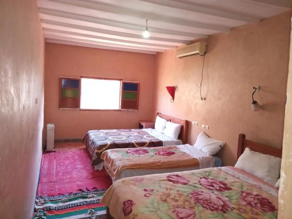 Dar Zara : photo 1 de la chambre chambre quadruple - vue sur jardin