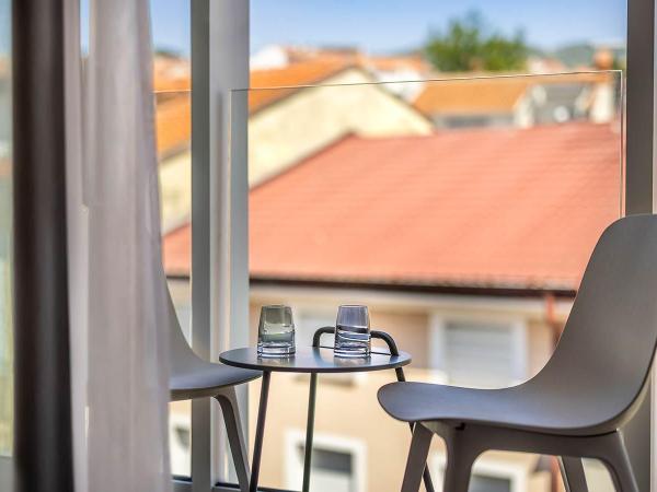 Aminess Younique Narrivi Hotel : photo 2 de la chambre chambre double premium avec balcon