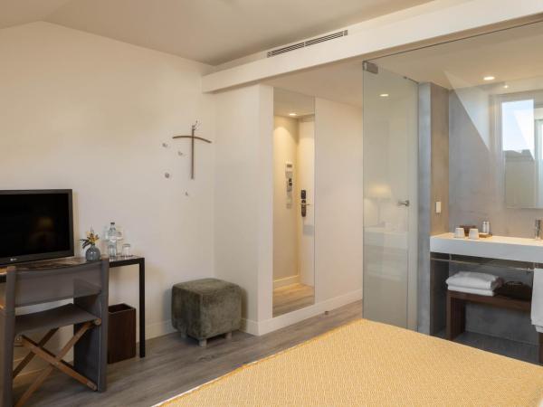 Memmo Alfama - Design Hotels : photo 2 de la chambre mansarde - chambre double