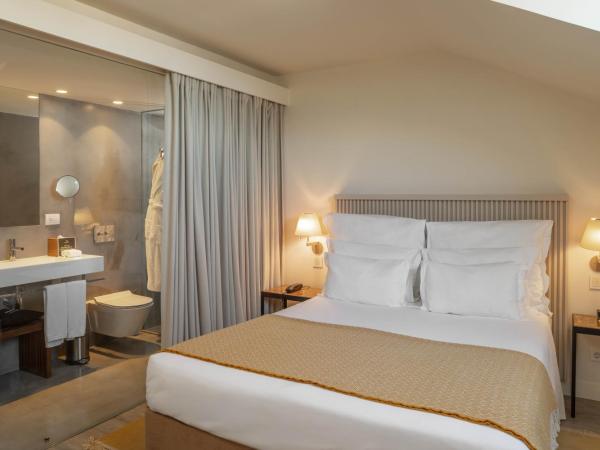 Memmo Alfama - Design Hotels : photo 1 de la chambre mansarde - chambre double