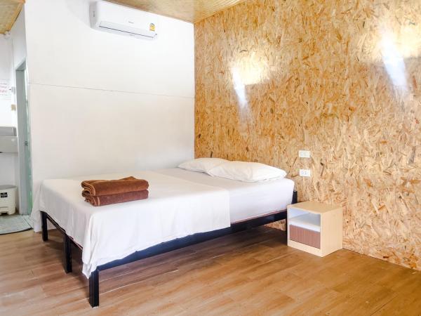 Lux Guesthouse : photo 5 de la chambre chambre double standard