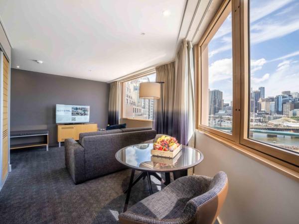 Novotel Sydney Darling Harbour : photo 6 de la chambre suite exécutive avec vue sur le port