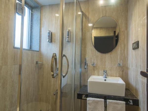 The V Sadan : photo 3 de la chambre chambre lit king-size