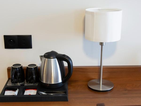 Hit Hotel : photo 4 de la chambre chambre familiale