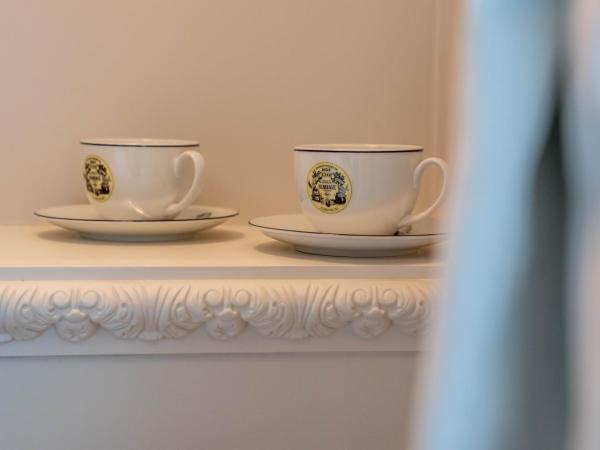 Castelsuites : photo 6 de la chambre chambre double deluxe avec douche