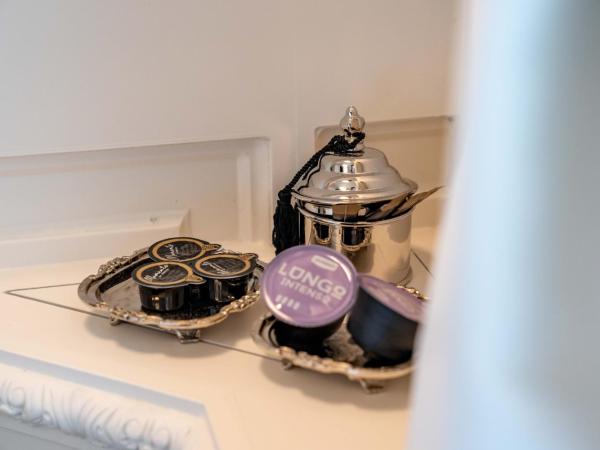 Castelsuites : photo 5 de la chambre chambre double deluxe avec douche