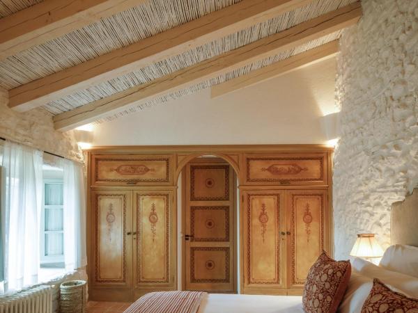 Castell de Vallgornera : photo 10 de la chambre chambre double supérieure