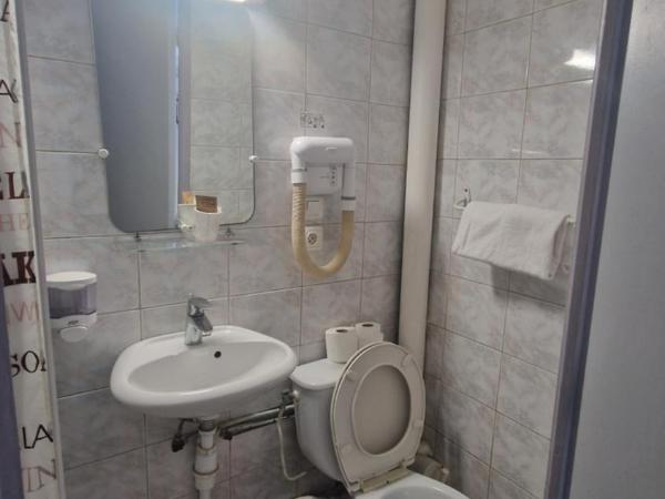 Hôtel du Nord : photo 3 de la chambre chambre simple confort