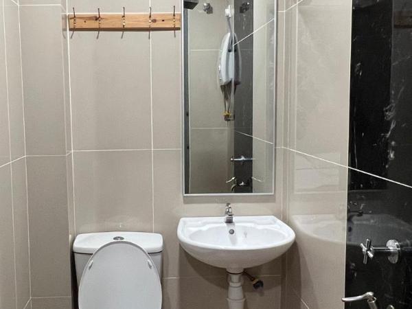 Gebeng Industrial Park Budget Hotel : photo 1 de la chambre chambre simple avec salle de bains