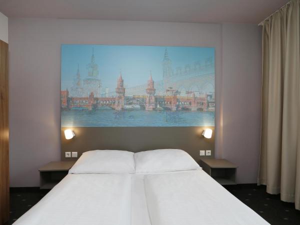 B&B Hotel Berlin City-Ost : photo 1 de la chambre chambre double