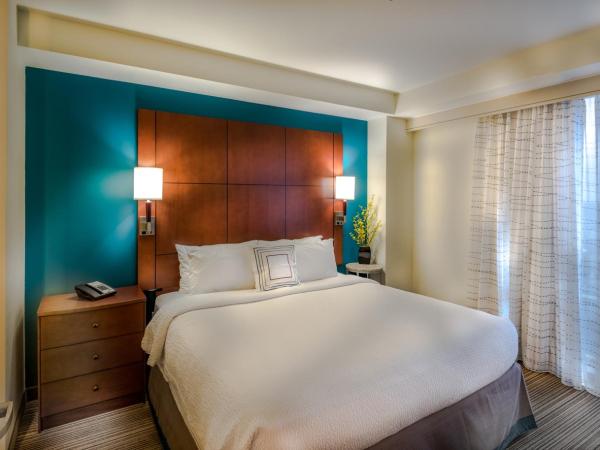 Residence Inn by Marriott Arlington Ballston : photo 2 de la chambre studio lit king-size avec canapé-lit