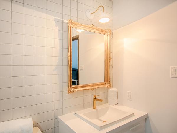 Hôtel du Jardin - Par Les Lofts Vieux-Québec : photo 2 de la chambre chambre lit king-size