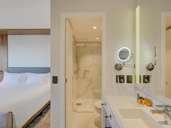 Radisson São Paulo Paulista : photo 5 de la chambre suite lit king-size royale