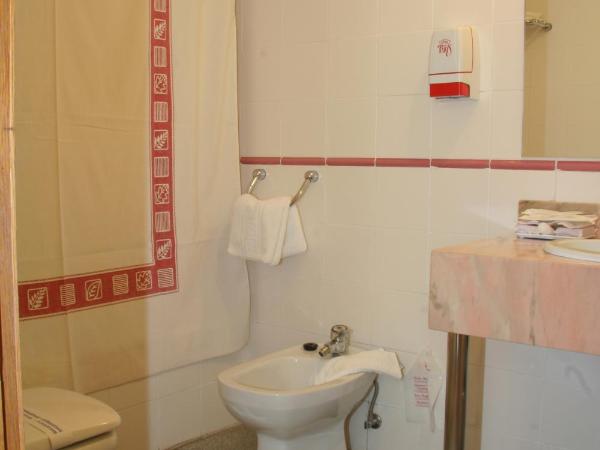 Hostal Paris : photo 4 de la chambre chambre simple