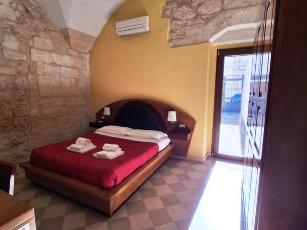 B&B Residenza Pizziniaco : photo 6 de la chambre chambre double supérieure
