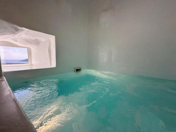 Dagaz Suites : photo 1 de la chambre superior suite with caldera view (indoor hot tub)