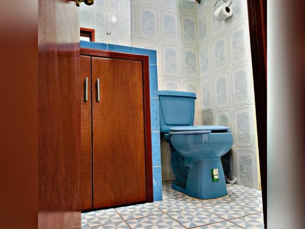 Hotel en Guadalajara Posada Mi Rey : photo 3 de la chambre chambre triple