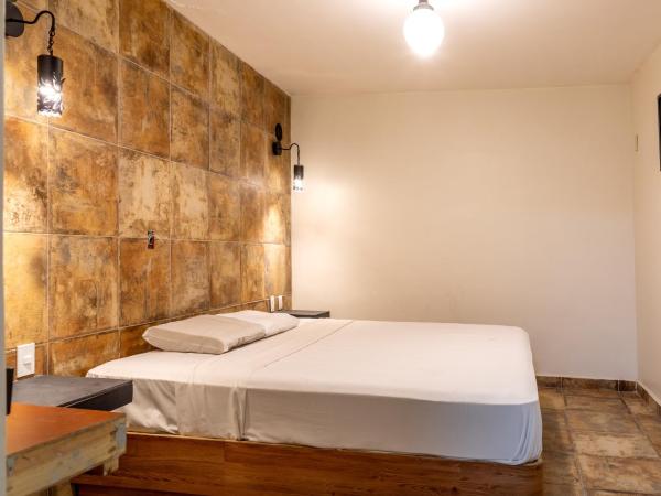 Hotel Florida, Centro Histórico : photo 1 de la chambre chambre lit king-size